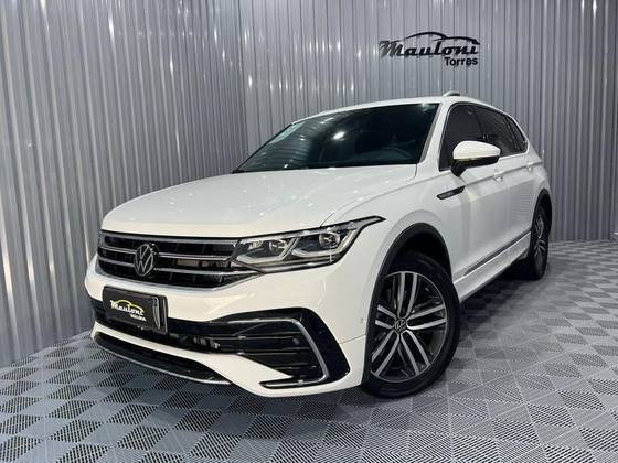 VOLKSWAGEN TIGUAN 2.0 300 TSI GASOLINA ALLSPACE R-LINE AUTOMÁTICO VOLKSWAGEN TIGUAN 2.0 300 TSI GASOLINA ALLSPACE R-LINE AUTOMÁTICO